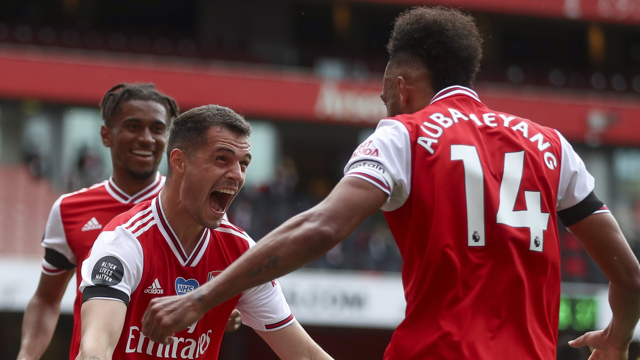 Arsenal 4-0 Norwich City: Pierre-Emerick Aubameyang scores two