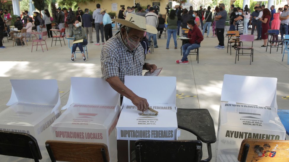 A man votes in Mexico