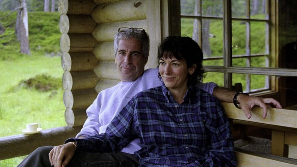 Ghislaine Maxwell: Ex-boyfriend of Maxwell accuser backs up statement