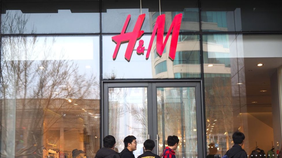 H&M and Other Brands Face Backlash From Chinese Consumers - The New York  Times