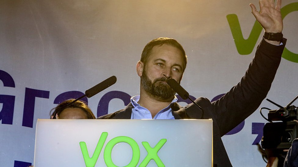 Vox'un lideri Santiago Abascal