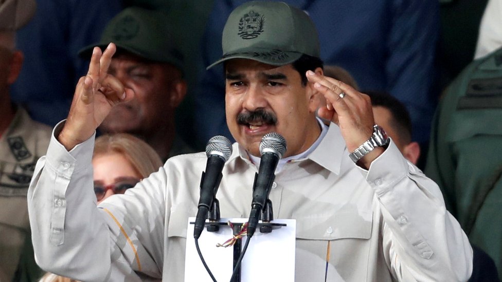 Президент Венесуэлы Николас Мадуро выступает в Каракасе 13 апреля 2019 г.