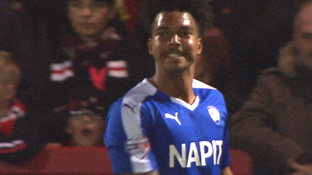 Simons scores Chesterfield's third goal