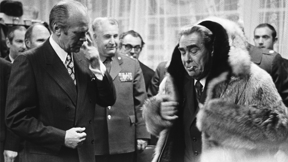 Gerald Ford y Leonid Brezhnev en 1974.