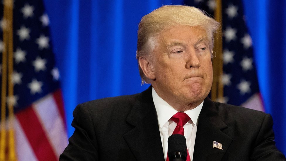 Why Trump is reaching out to small donors - BBC News