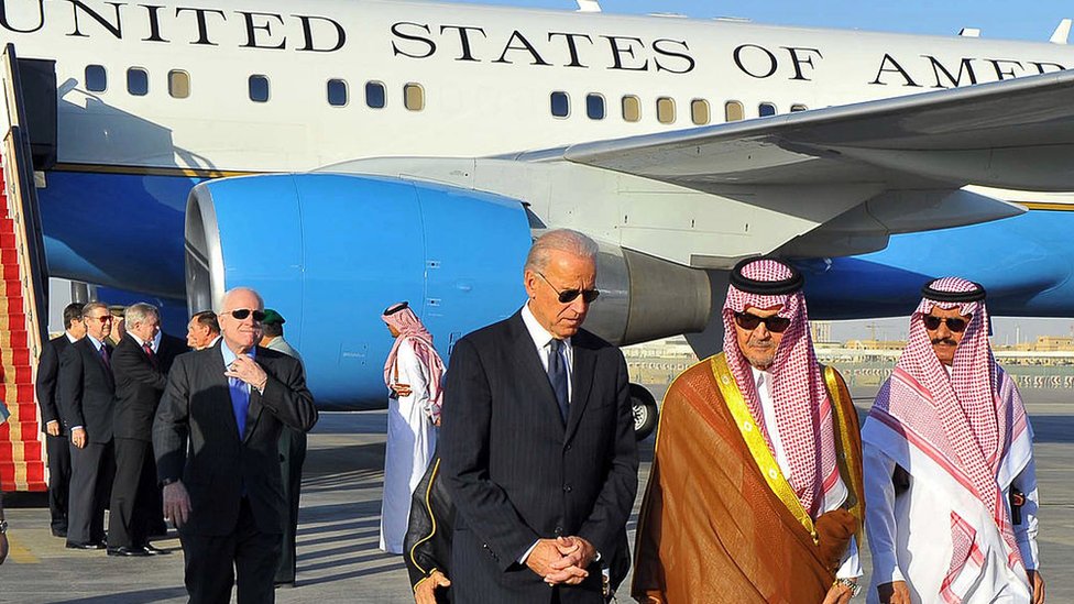 Joe Biden arrives in Riyadh, Oct 2011