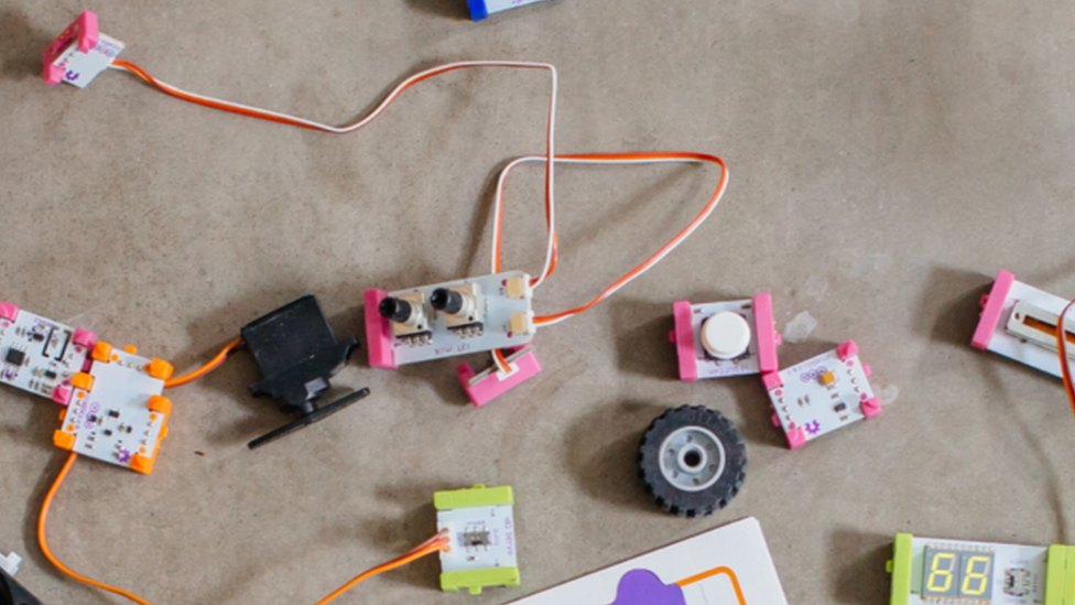 A littleBits kit