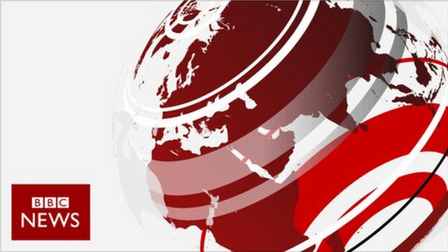øretelefon Smuk Highland Watch BBC News Channel live - BBC News