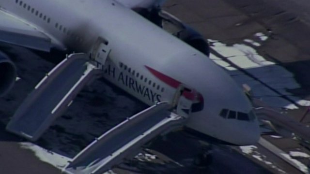 Emergency guidance issued over BA plane fire in Las Vegas - BBC News