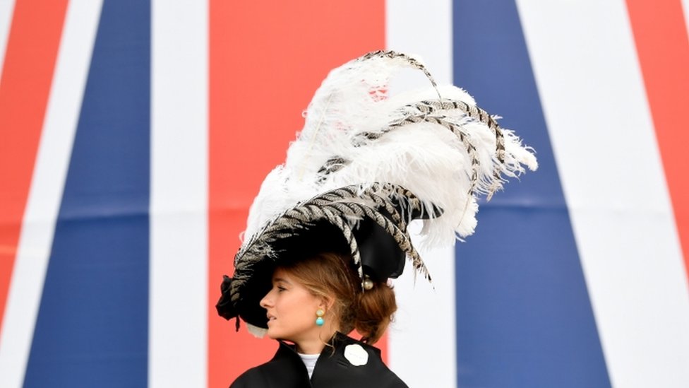 Extreme headwear at Ascot