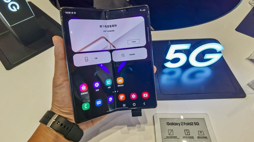 Samsung Sees Sales Surge From Rival Huawei's Ban