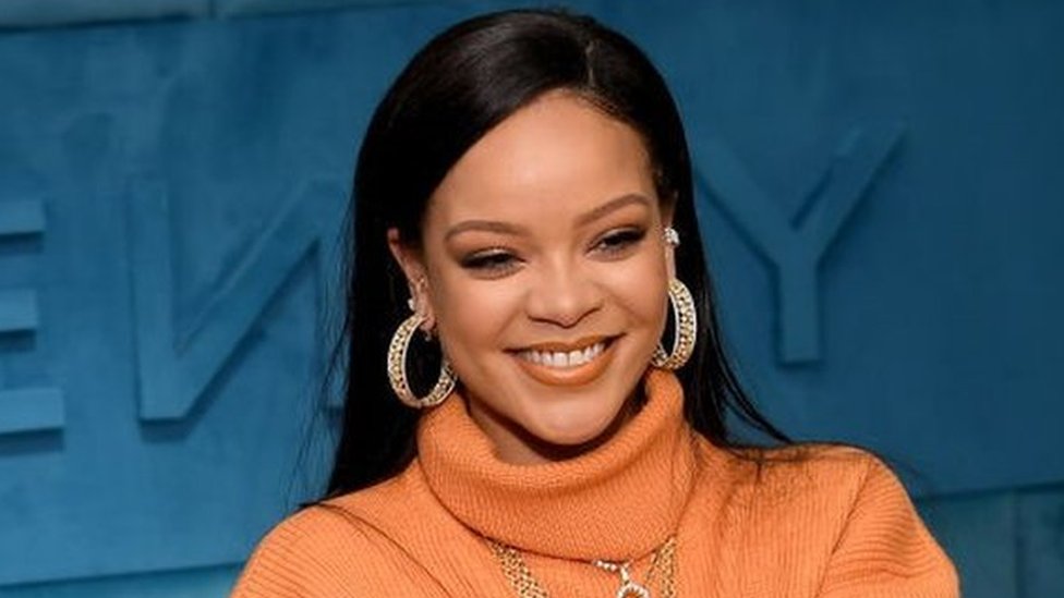 Rihanna Is Officially A Billionaire At 33 Years Old, According To
