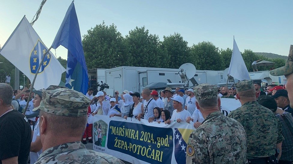 Učesnici Marša mira stižu u Potočare u sredu uveče 10. jula