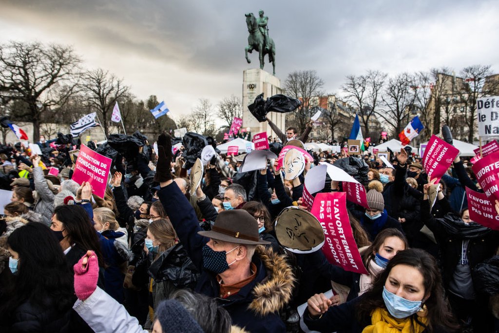 Parisinos en la "Marcha por la Vida"