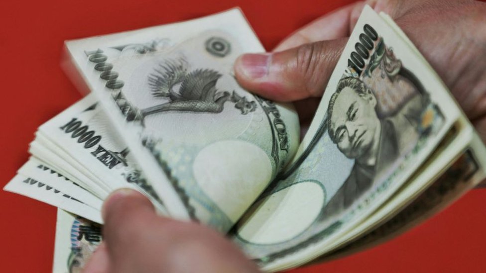 Đồng yên tiếp tục đối mặt với áp lực giảm giá.