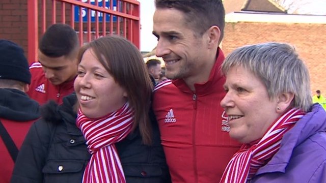 Chris Cohen with Nottingham Forest fans