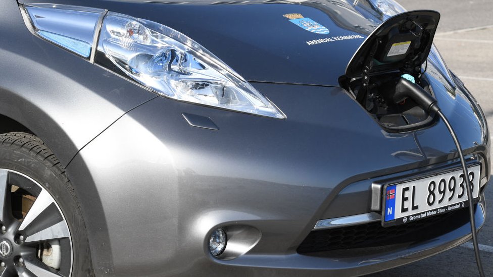 Auto eléctrico