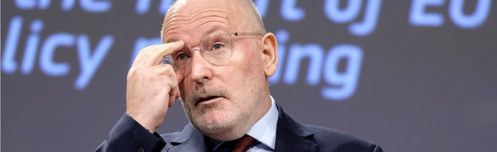 Frans Timmermans gives a talk as the EU Commission headquarters, 15 April 2019