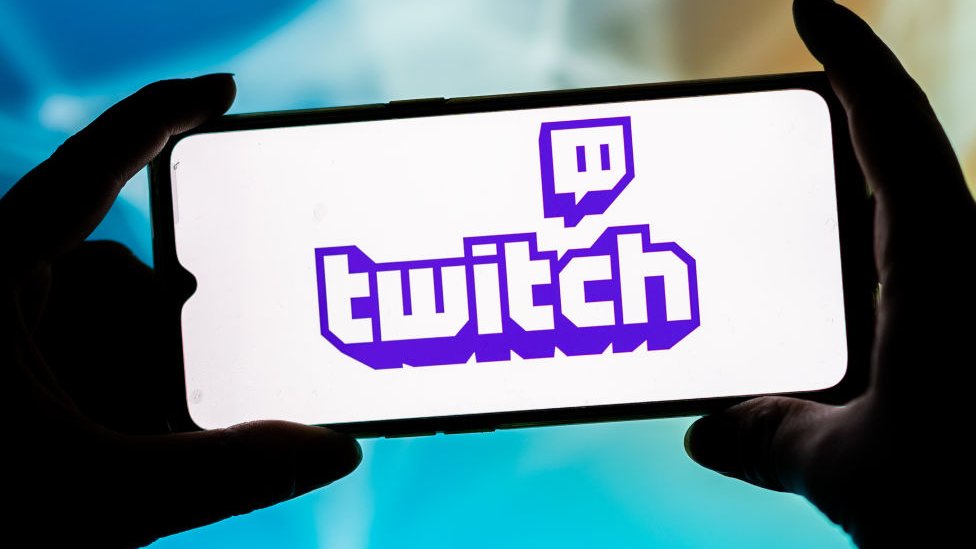 Twitch apologises as streamers leave after adverts row