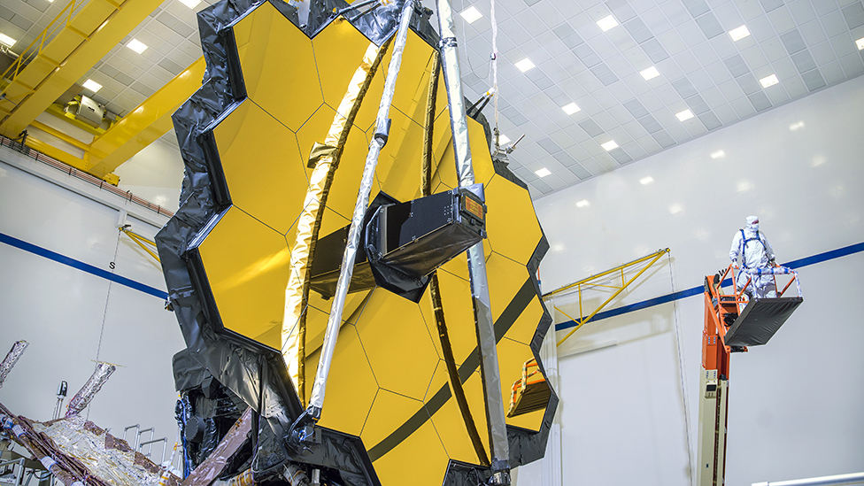 James Webb Super Telescope Arrives At Launch Site Bbc News