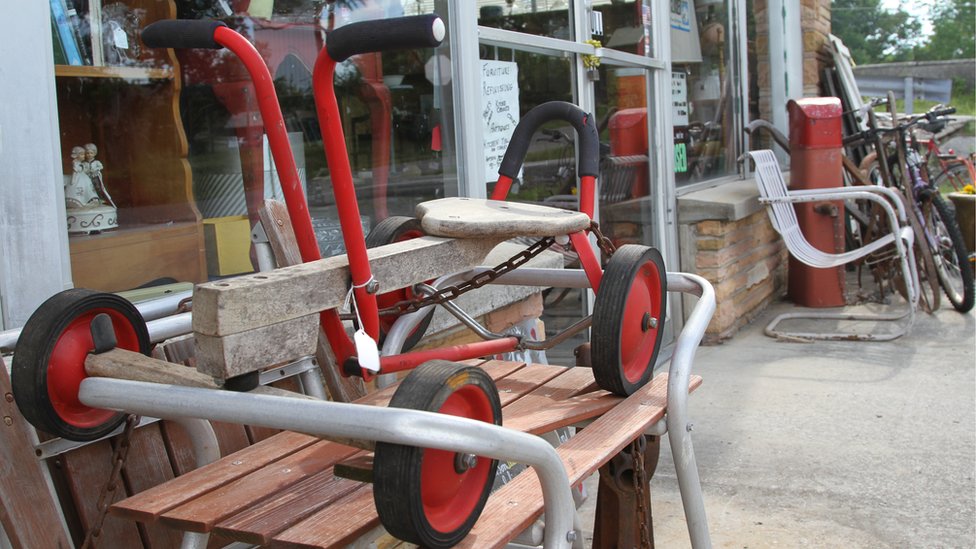 Negocio de segunda mano en Jamestown