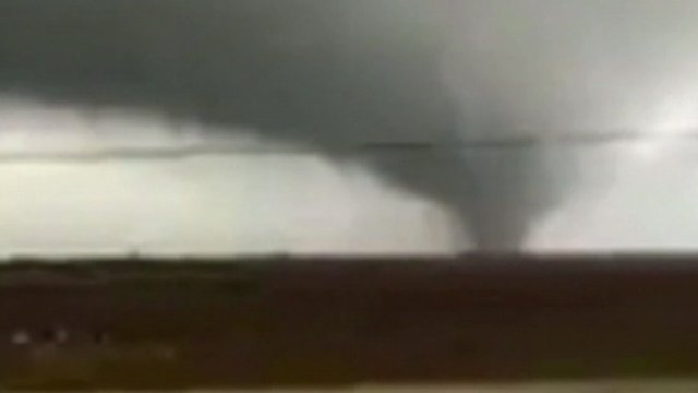 Tornadoes Rip Through Southern US States - BBC News