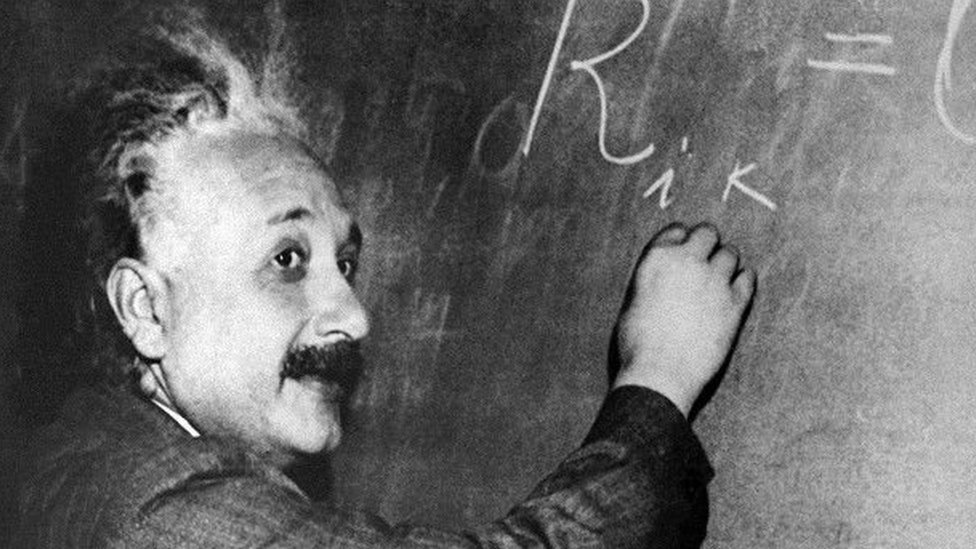 من أهم نتائج نظرية اينشتاين أننا نعرف اليوم مكونات الكون بدقة كبيرة