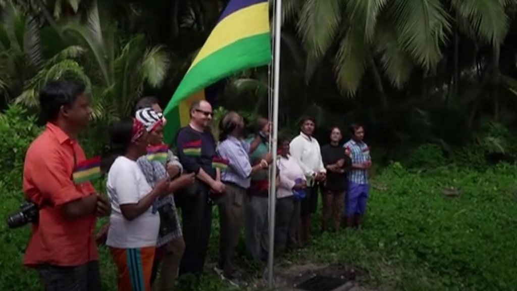 Chagos Islands: Mauritian flag raised on British-controlled archipelago