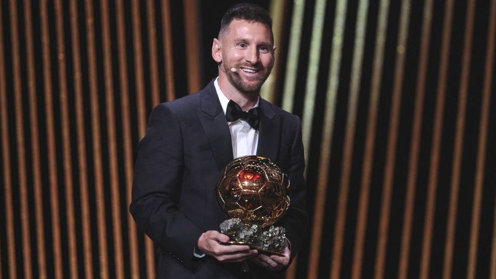 Lionel Messi menghadiri malam penghargaan Ballon d'Or di Paris, 30 Oktober 2023.