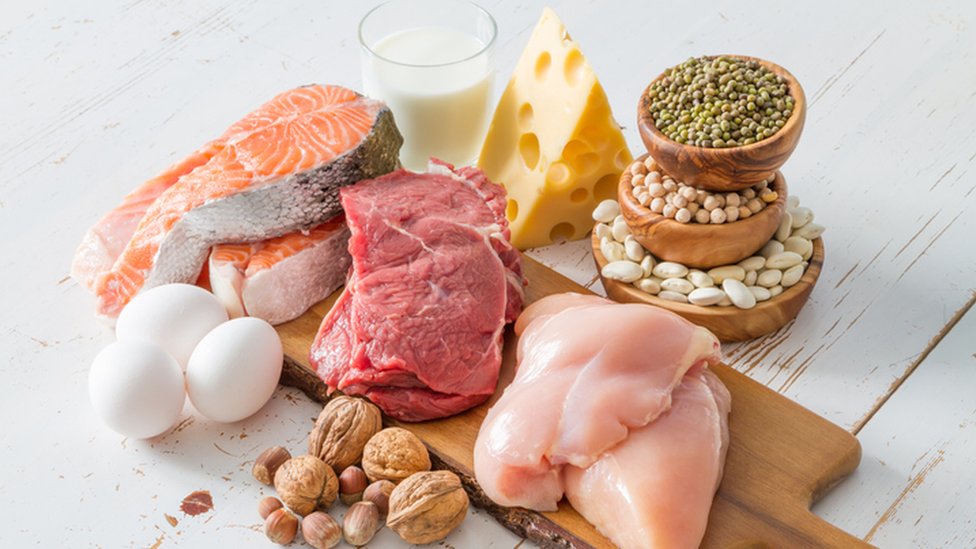 مواد غذائية متنوعة