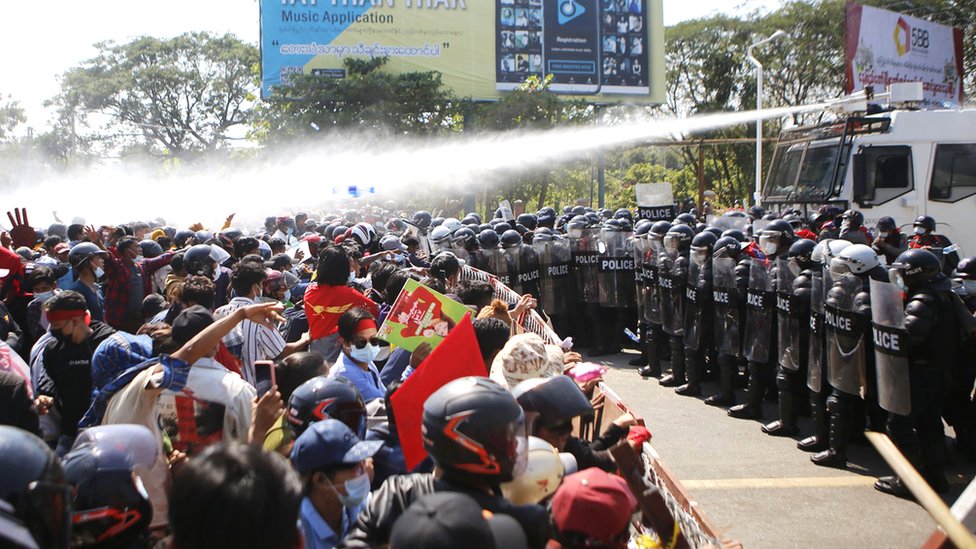 Protests in Nay Pyi Taw, 9 February