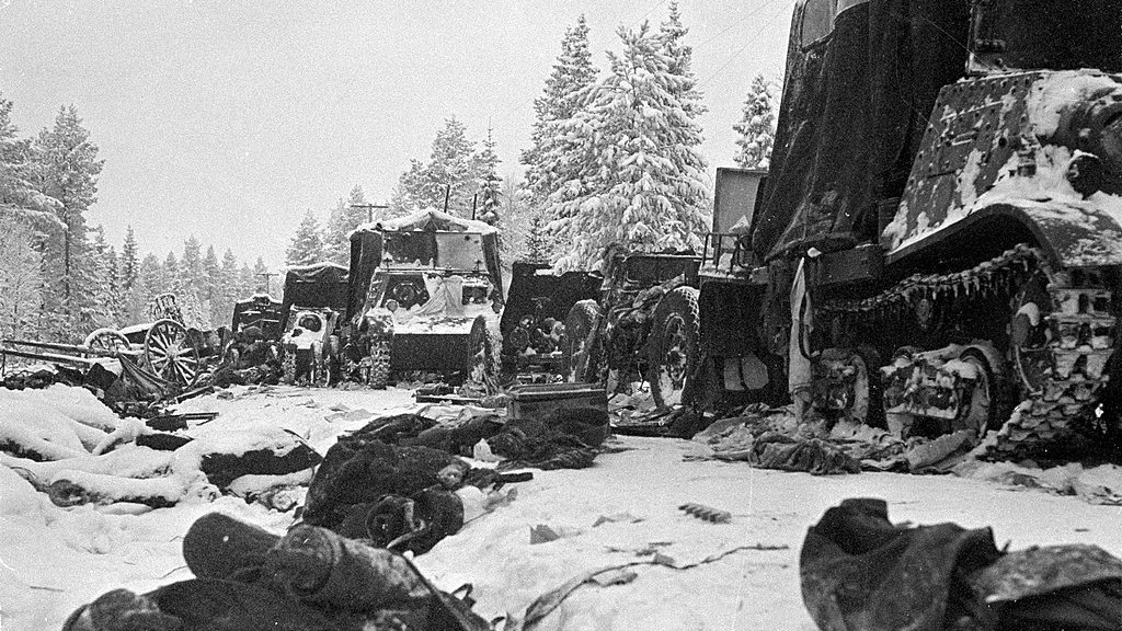 Soldados soviéticos mortos na batalha de Suomussalmi