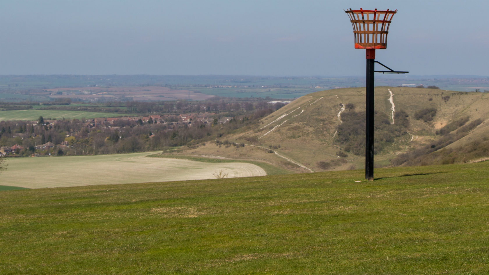BBC Local Live Beds, Herts & Bucks BBC News