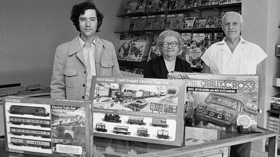 Prodavnica igračaka Romer Pariš 1975. godine