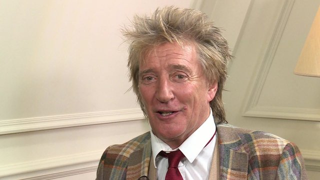 Rod Stewart receives knighthood - BBC News