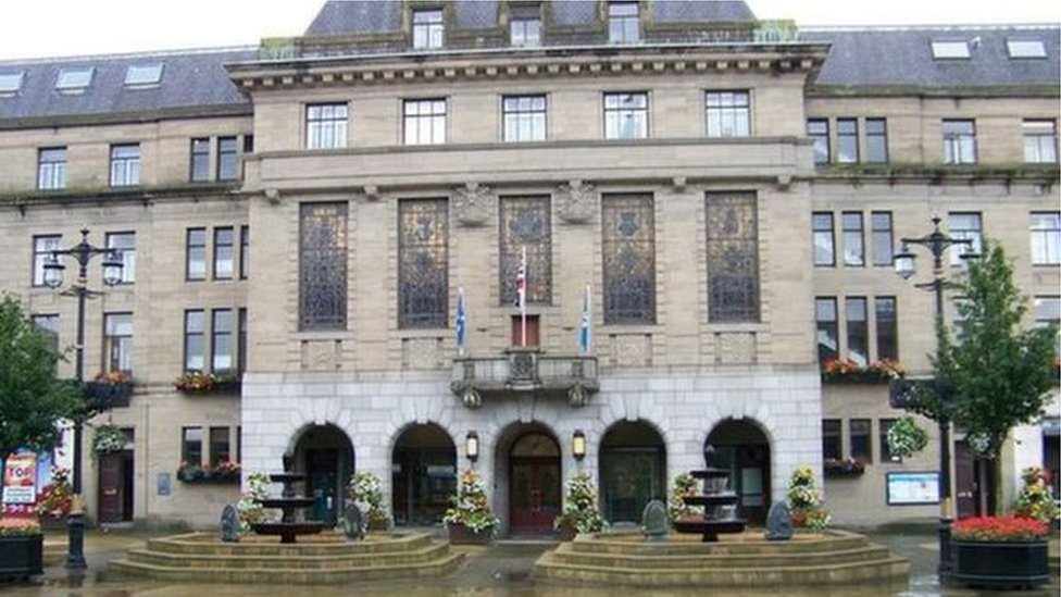 Dundee City Council plans 2.5 council tax rise BBC News