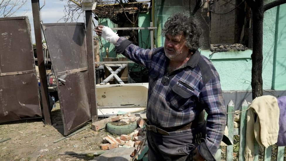Ukraine: Hundreds flee Kharkiv area after Russian cross-border attack