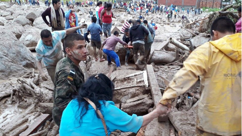 Este lunes por la mañana, la cifra oficial de muertos en Mocoa ya era 254. Pero se teme que seguirá aumentando. Mocoa