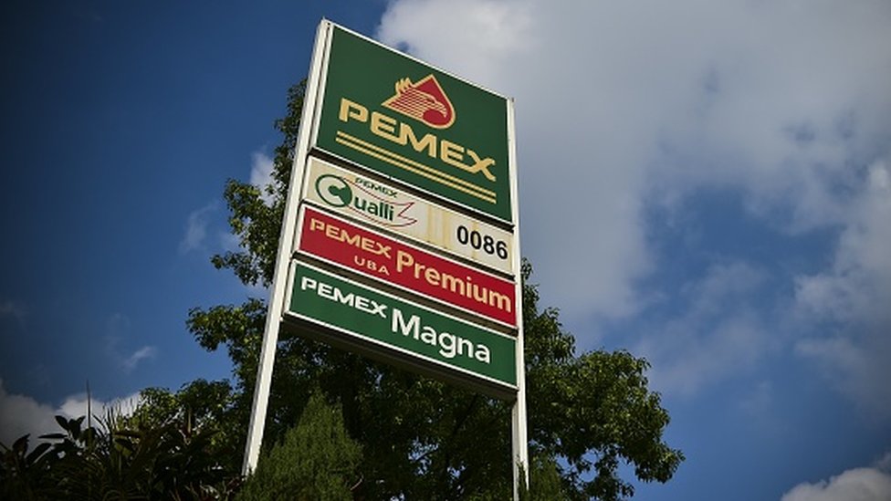 Una bomba de gasolina de Pemex