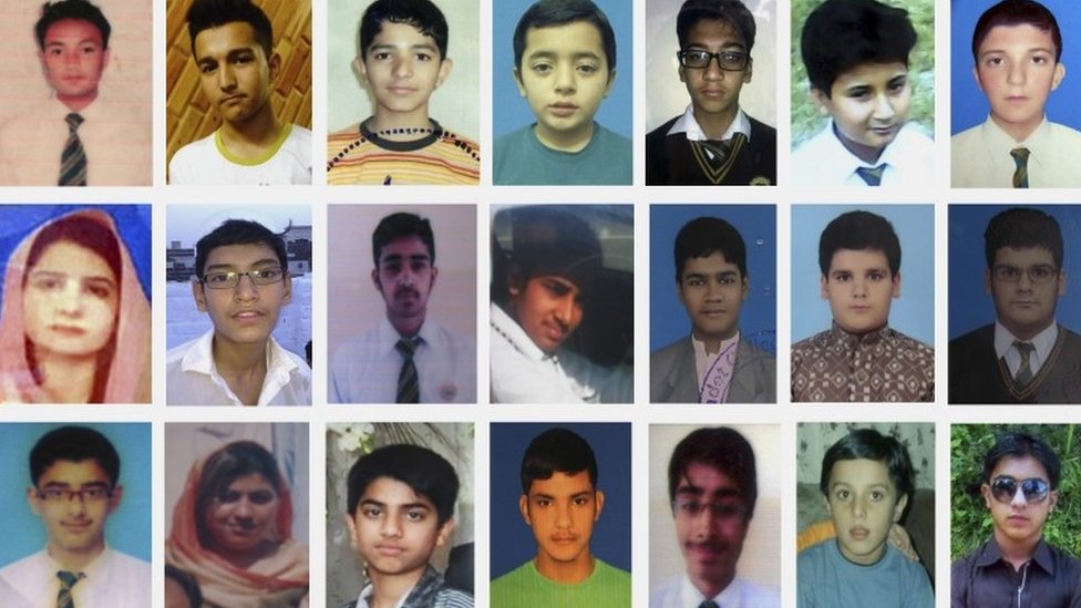 В эту среду, 17 декабря 2014 г., комбинация недатированных фотографий, предоставленных их семьями, показывает некоторых учащихся армейской государственной школы, которые были убиты во вторник, когда боевики Талибана штурмовали их школу в Пешаваре, Пакистан