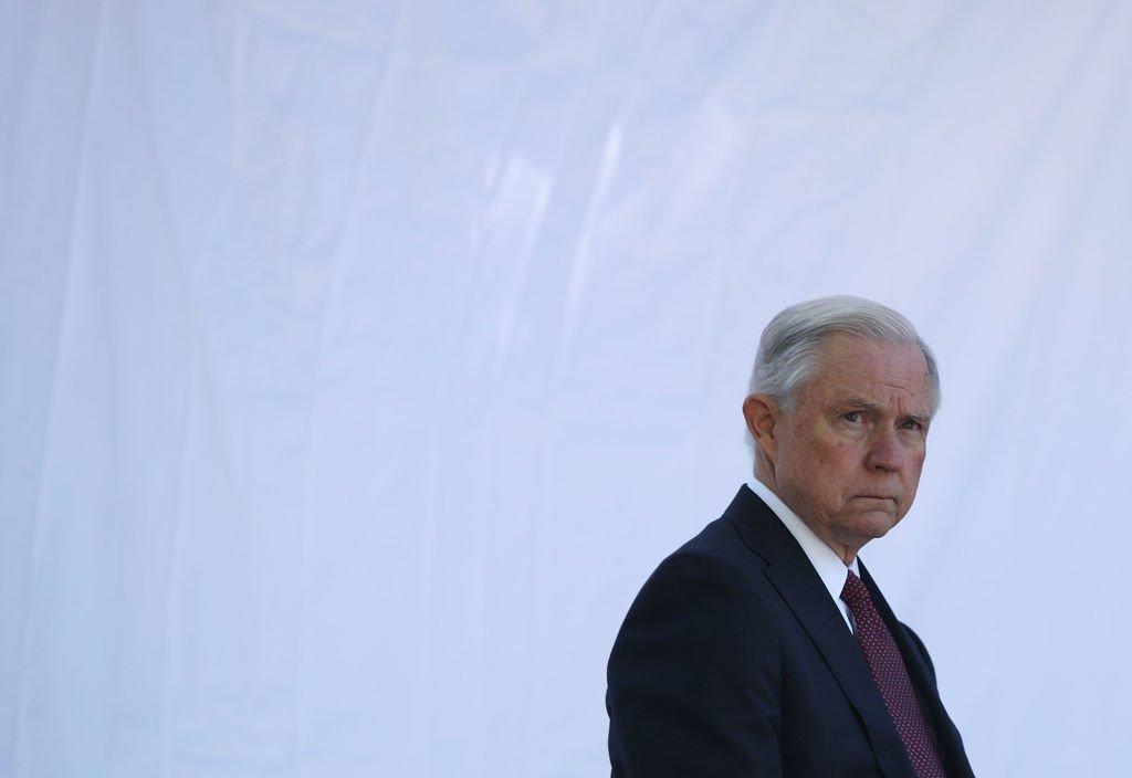 El fiscal general de EE.UU., Jeff Sessions, se autoinhabilitó para investigar los nexos con Rusia. Jeff Sessions