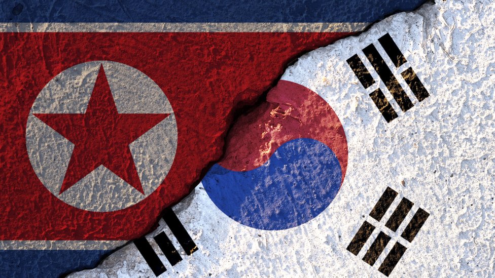 Bandeiras da Coreia do Sul e da Coreia do Norte