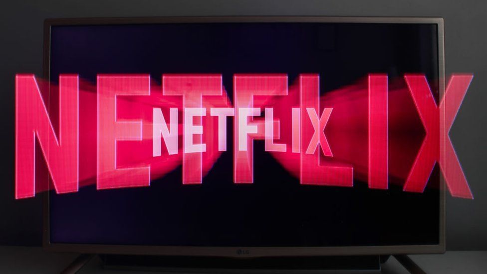 Netflix ABD'den başlayarak bütün yapımlarında A Bölgesi çalışanlarına tam aşı şartı uygulayacak