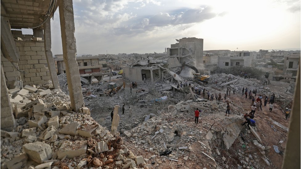 İdlib'de yıkılan binalar