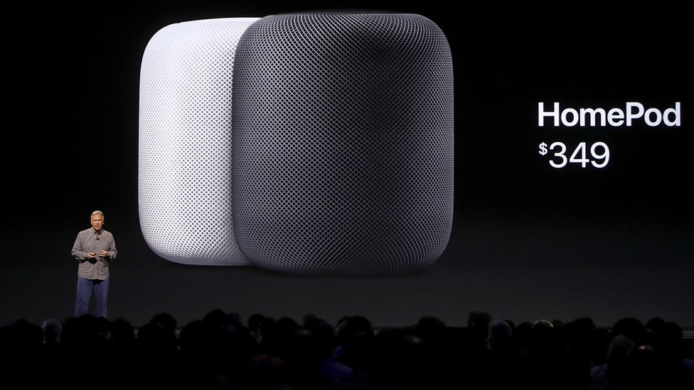 En teoría, el Homepod de Apple ya debía estar a la venta. Homepod