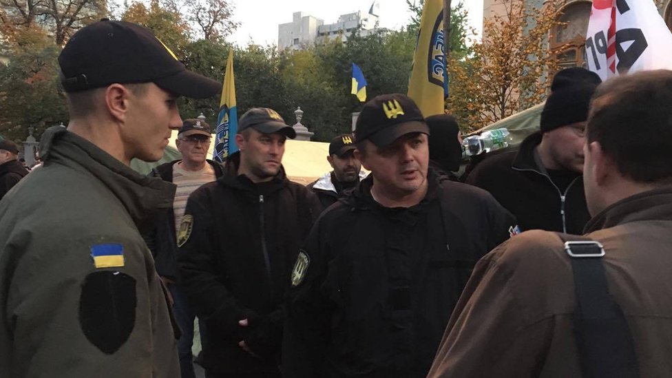 Семен Семенченко біля наметів