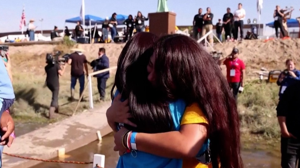 Families reunite on the Mexico-US border