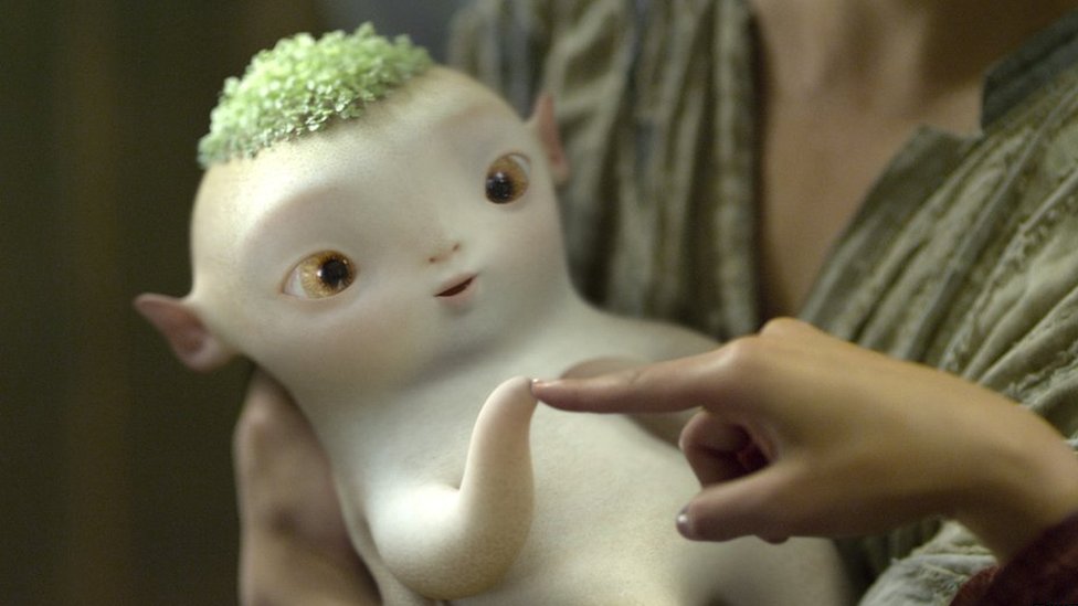Why China has fallen in love with a baby radish monster - BBC News