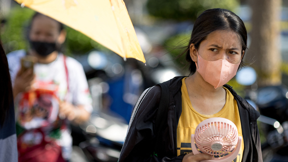 Climate change: The record summer that scorched Asia