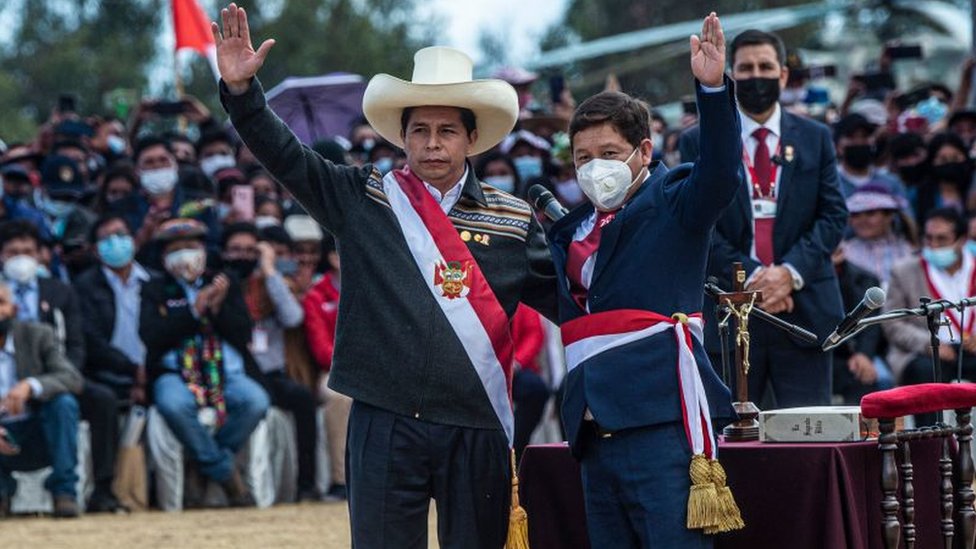 Bellido junto al presidente de Perú, Pedro Castillo.